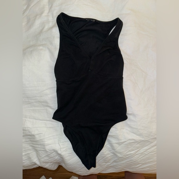 Everlane Razorback bodysuit - Picture 5 of 8